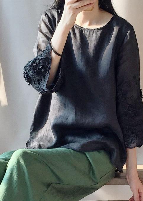 Women Black Embroidery Tunics O Neck Plus Size Clothing Tops - SooLinen