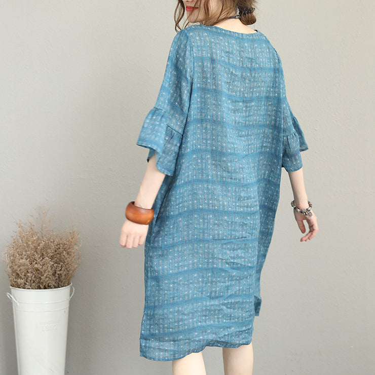 Boutique-blaue Kleider aus reinem Leinen, trendiges Leinen-Maxikleid in Übergröße. Elegante Leinenkleider mit O-Ausschnitt und ausgestellten Ärmeln