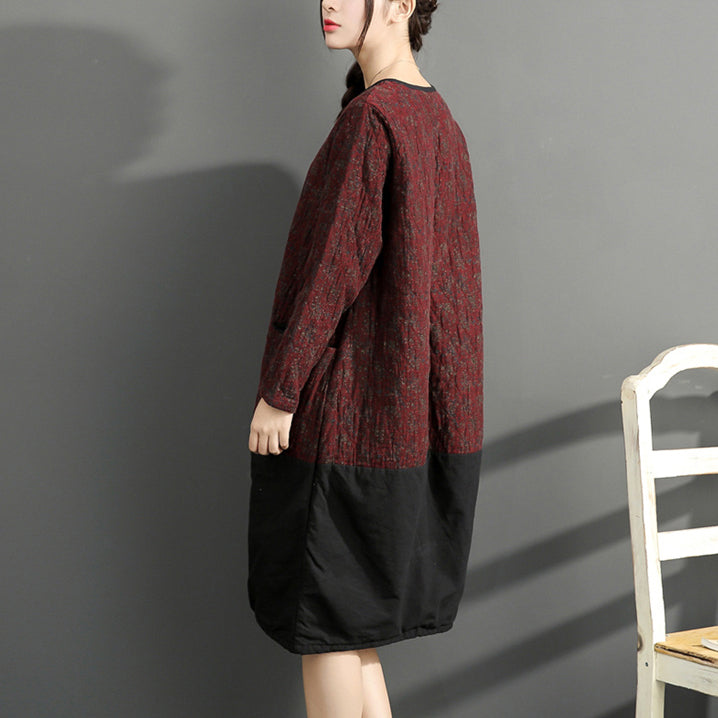 Warme Winter-Baumwoll-Outfits, rote Drucke, lässige Kleider in Übergröße, Patchwork-O-Ausschnitt, lässiges Kleid